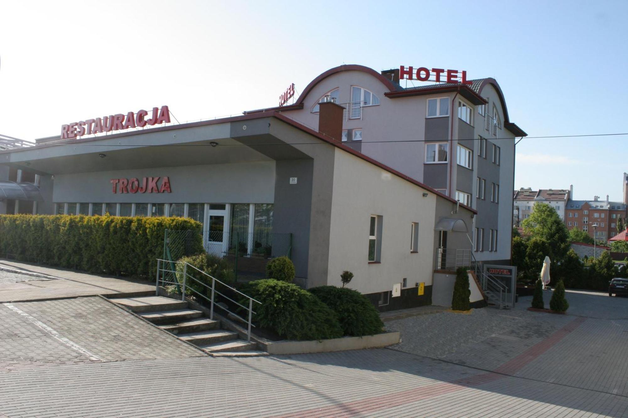 Hotel Trojka Przemyśl Kültér fotó